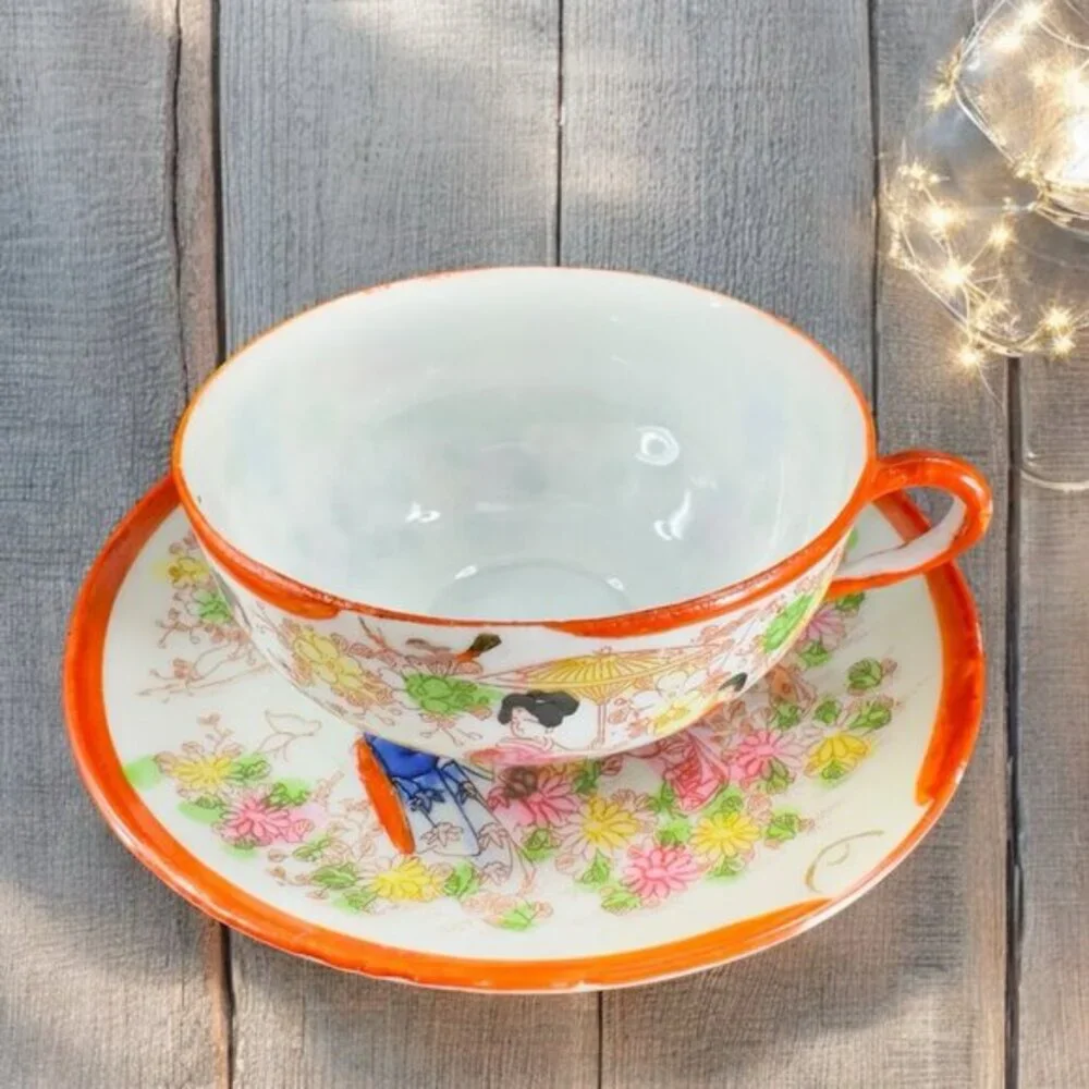 Japanese Kutani Geisha Porcelain Eggshell‎ Thin See Through Teacup Saucer Set